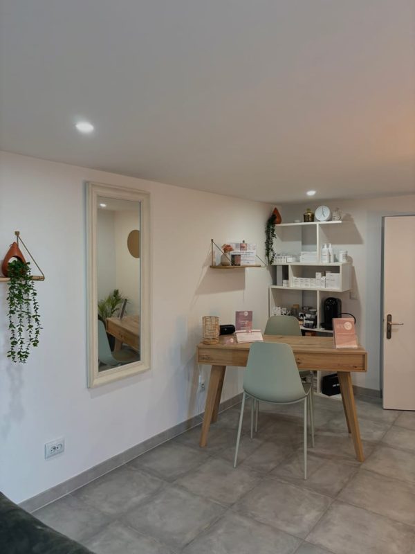 Intérieur de l'institut de beauté Entracte Beauté à Cabriès